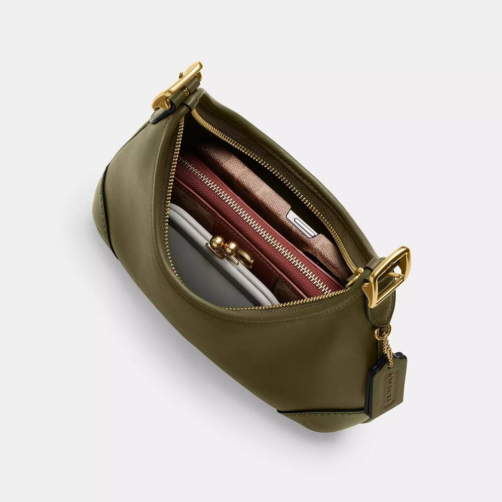 ❤️ Coach Hamptons Hobo Bag - Picture 2 of 12